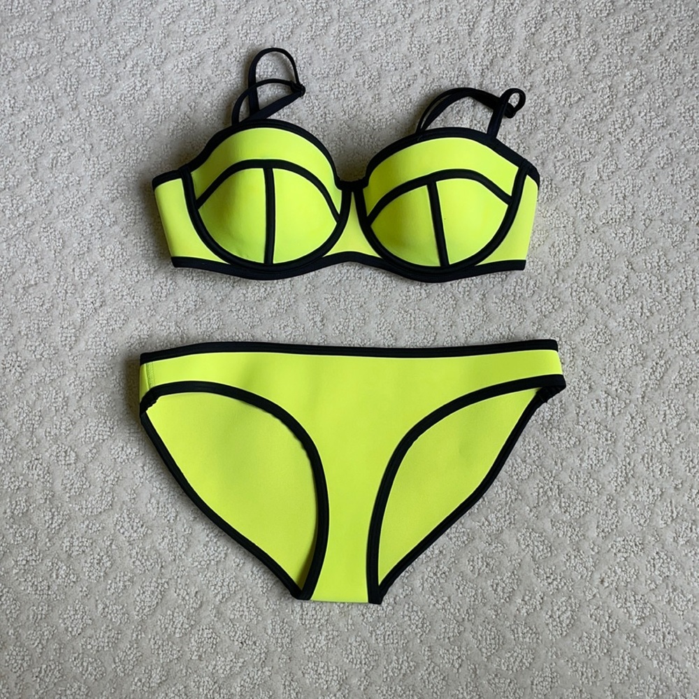 Triangl bikini top